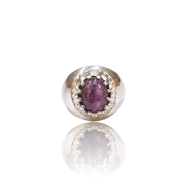 Natural Ruby Silver Ring 7.18 Ct — close up detail, authentic natural ruby manik silver ring
