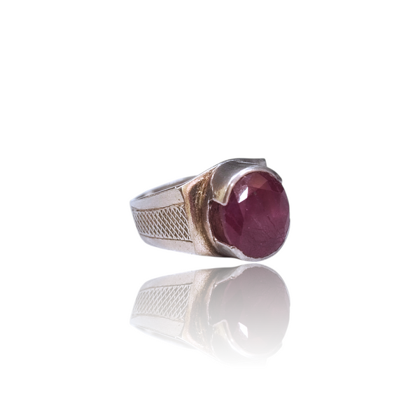 Natural Ruby Silver Ring 4.77 Ct — side view, lab certified natural natural ruby manik