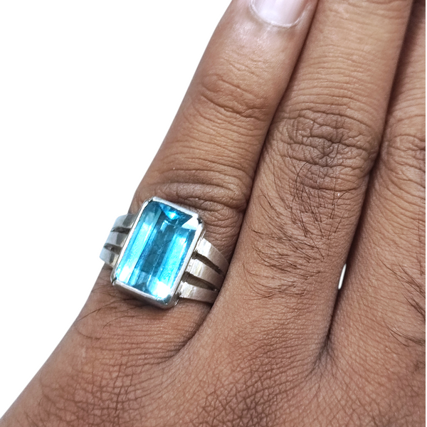Natural Blue Topaz Silver Ring 11.50 Ct — natural blue topaz ring view 4