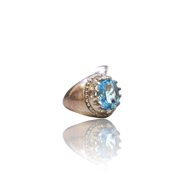 Natural Blue Topaz Silver Ring 4.44 Ct — side view, lab certified natural blue topaz