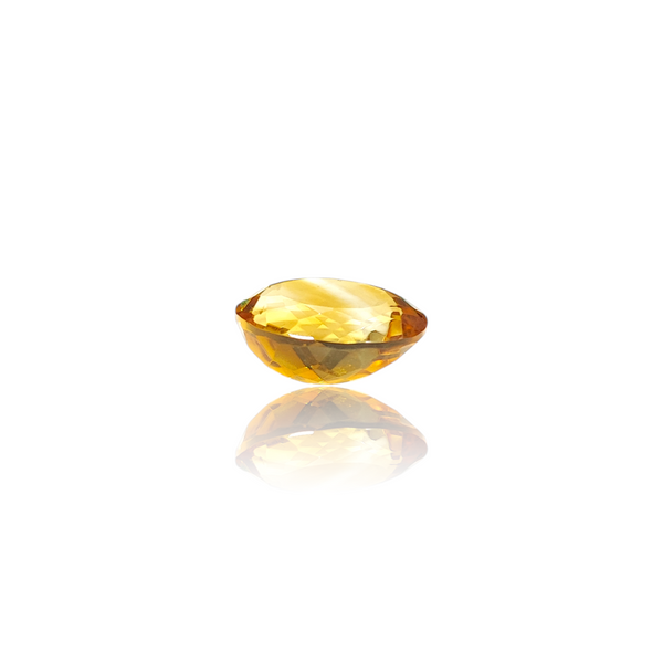 Natural Citrine 4.45Ct — close up detail, authentic citrine sunela silver gemstone