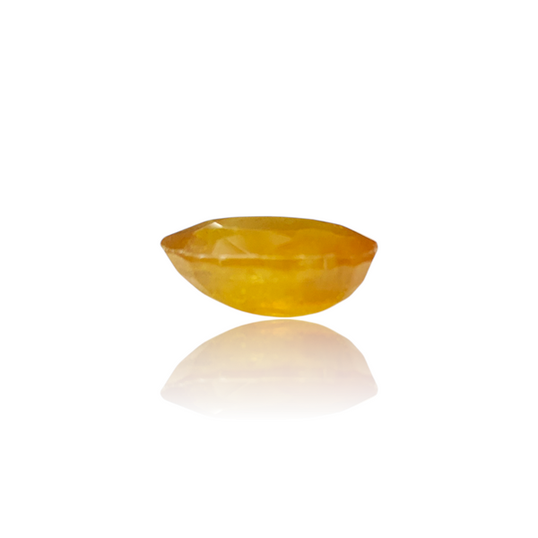 Natural Yellow Sapphire 9.20Ct — close up detail, authentic yellow sapphire pukhraj silver gemstone