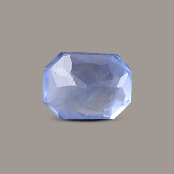 Blue Sapphire - 4.56 carats