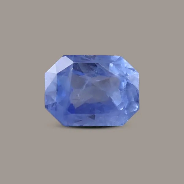 Blue Sapphire - 4.56 carats