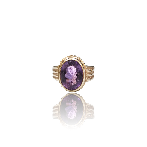 Natural Amethyst Silver Ring 11.69 Ct — close up detail, authentic amethyst katela silver ring