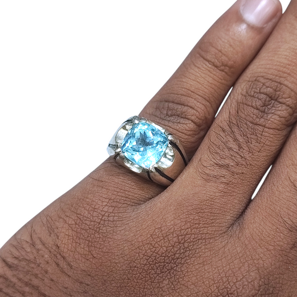 Natural Blue Topaz Silver Ring 7.11 Ct — natural blue topaz ring view 4
