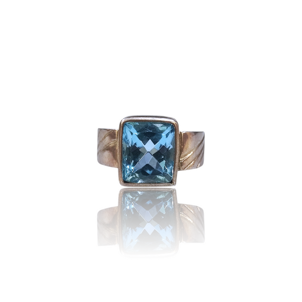 Natural Blue Topaz Silver Ring 10.03 Ct — close up detail, authentic blue topaz silver ring