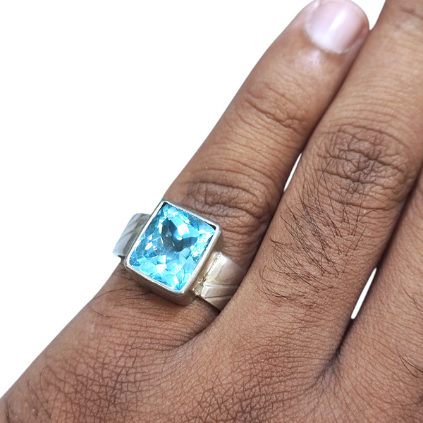 Natural Blue Topaz Silver Ring 10.03 Ct — natural blue topaz ring view 4