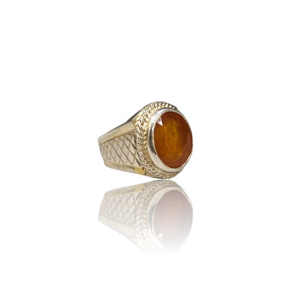 Natural Yellow Sapphire Silver Ring 9.68 Ct — side view, lab certified natural yellow sapphire pukhraj