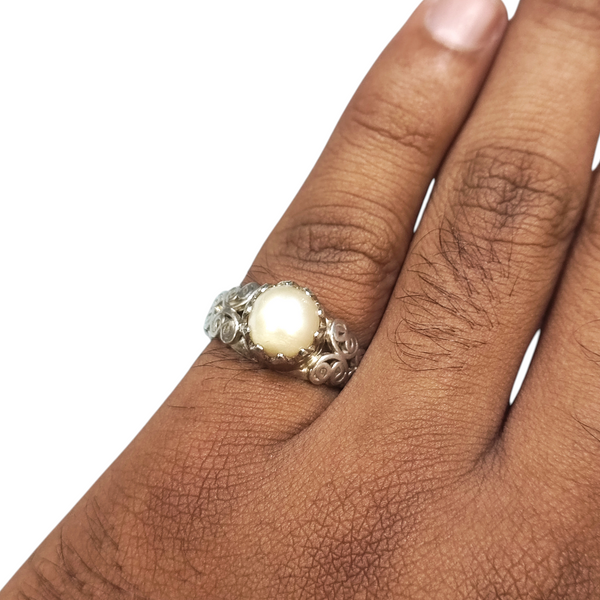 Natural Pearl Silver Ring 4.38 Ct — natural gemstone ring view 4