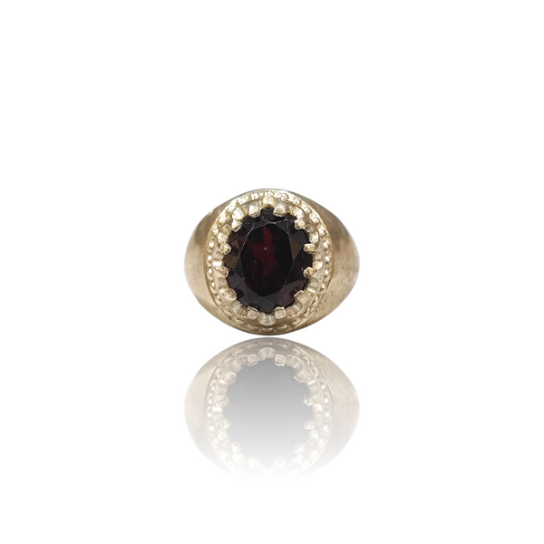 Natural Garnet Silver Ring 4.94 Ct — close up detail, authentic gemstone silver ring