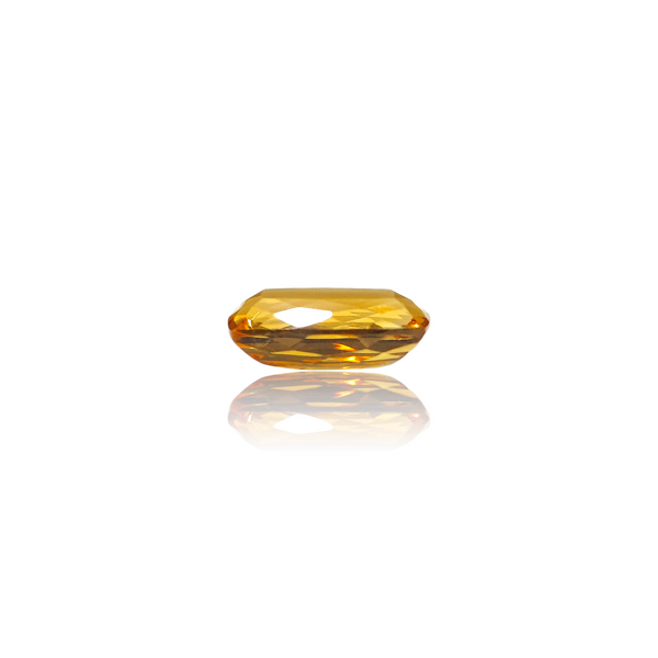 Natural Citrine 7.00Ct — close up detail, authentic citrine sunela silver gemstone