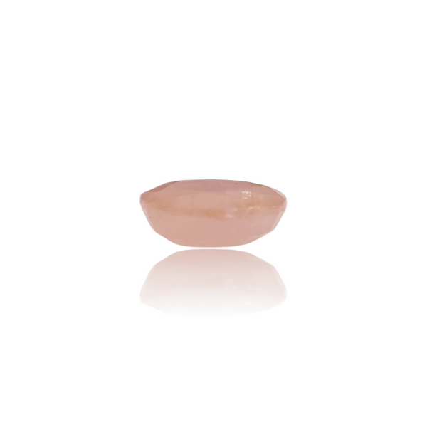 Natural Pink Sapphire 4.95Ct — close up detail, authentic pink sapphire silver gemstone