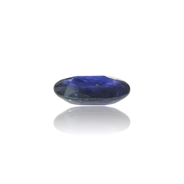 Natural Blue Sapphire 5.00Ct — close up detail, authentic blue sapphire neelam silver gemstone