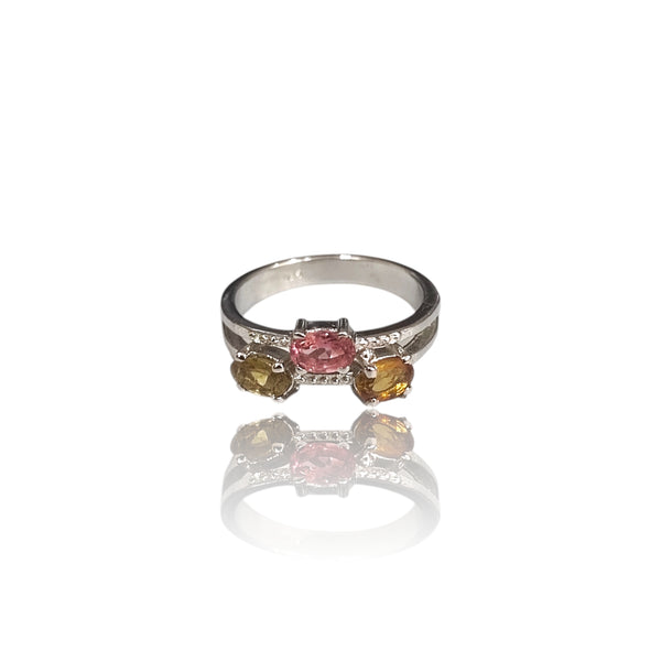 Natural Tourmaline Ladies Silver Ring 3.80 Gms