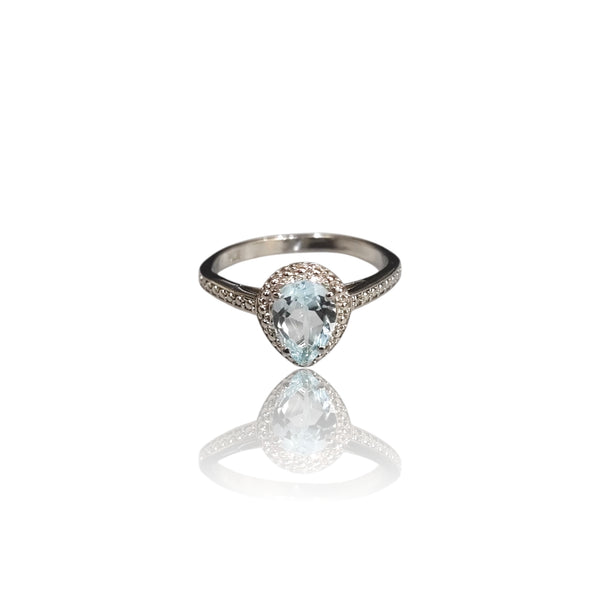 Natural Blue Topaz Ladies Silver Ring 2.40 Gms