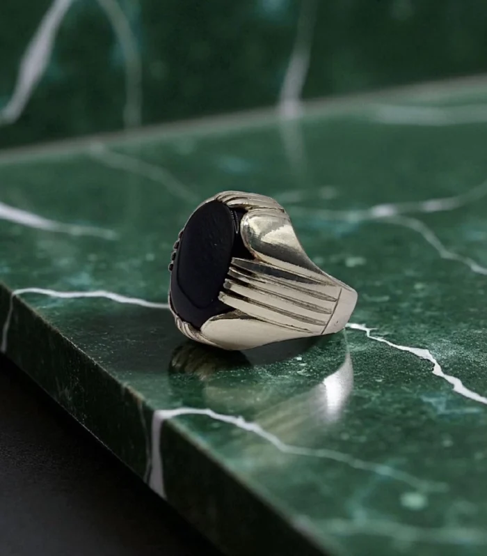Natural Yamani Aqiq (Chalcedony) Silver Ring – Size 7